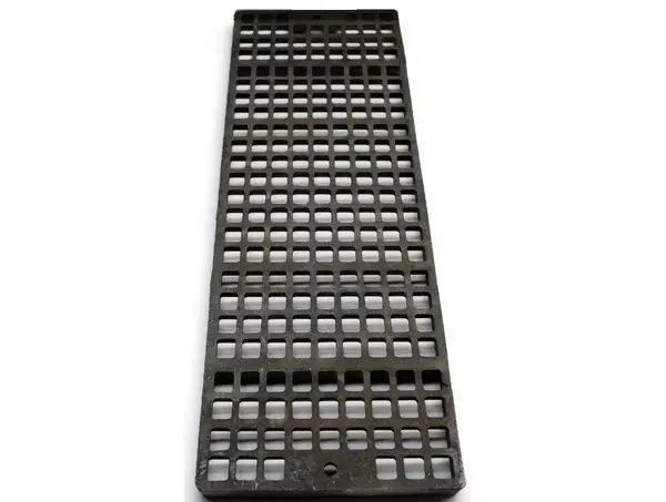 Comstock-Castle , 16043, Lava Grate
